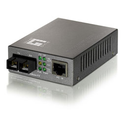 CP TECHNOLOGIES CP TECH LevelOne 100Base-TX to 100Base-FX Media Converter - 1 x RJ-45 , 1 x SC - 10/100Base-TX, 100Base-FX