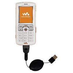 Gomadic Retractable USB Cable for the Sony Ericsson w800c with Power Hot Sync and Charge capabilities - Goma