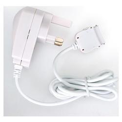 Eforcity Premium UK Travel / Home / Wall Charger w/ IC Chip for Apple iPod, White for: All iPod wit