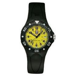 Luminox Night View, Yellow Dial W/date, Dive Strap
