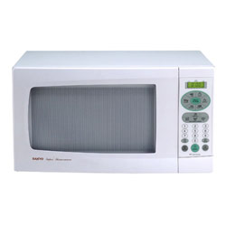 Sanyo SANYO EM-S9515W Family Size Microwave Oven - Counter Top - 1.1 ft - 1100W