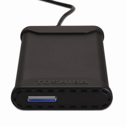 TOSHIBA - NOTEBOOK ACCESSORIES Toshiba 160GB USB 2.0 Portable External Hard Drive (HDDR160E01X)