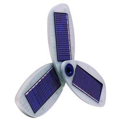 Better Energy Systems S11B38D Solio Classic Solar Power Charger