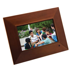 GPX 7 Inch Digital Photo Viewer with 3 Removable Frames