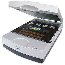 MICROTEK (SCANNERS) Microtek Lab ScanMaker 9800XL Flatbed Scanner - 48 bit Color - 16 bit Grayscale - 1600 dpi Optical - USB, FireWire, SCSI