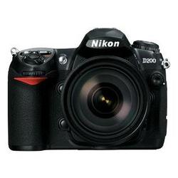 Nikon D200 with 18-135mm 10.2-megapixel Digital SLR Camera Kit