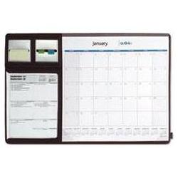 At-A-Glance Outlink™ Desk/Wall Calendar, Monthly, 17 x 17 (AAGSK400000)