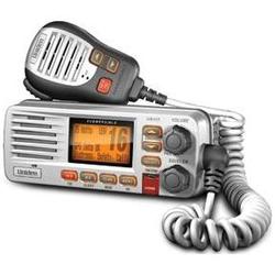 Uniden UM425 White VHF Radio
