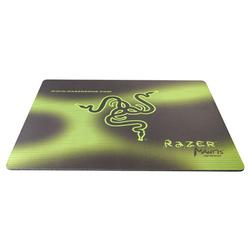 RAZER Razer Mantis Professional Gaming Surface - Speed - 17.48 x 14 x 0.17