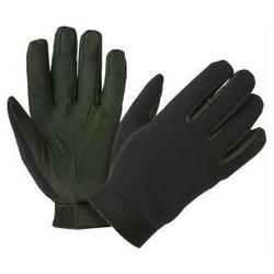 Hatch Specialist Neoprene W/ Winter Lining, Medium