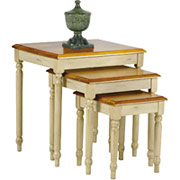Country Cottage 3 Nesting Table Set