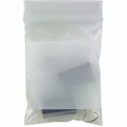 Staples White Block Recloseable 2-Mil Poly Bags, 3" x 4"