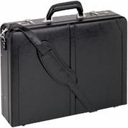 U.S. Luggage Leather Expandable Computer-Friendly Attache